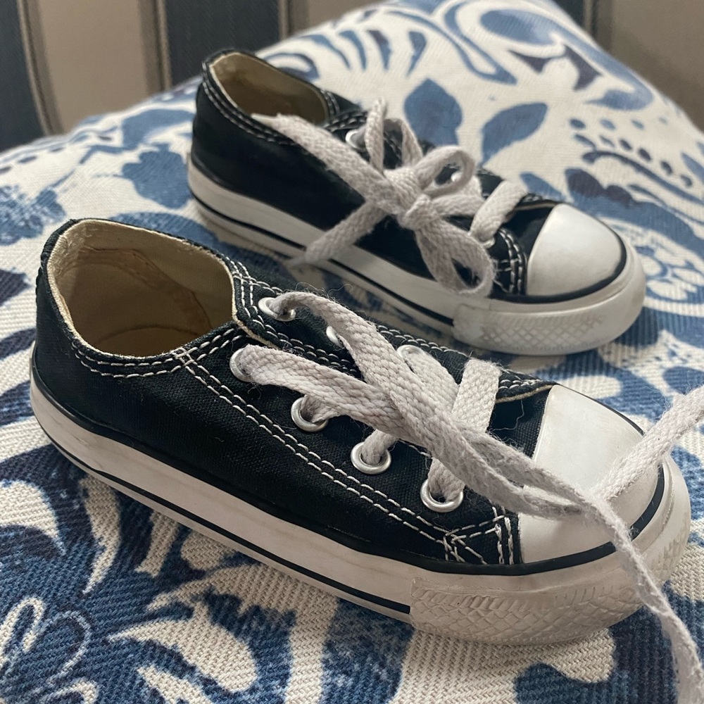Converse baby